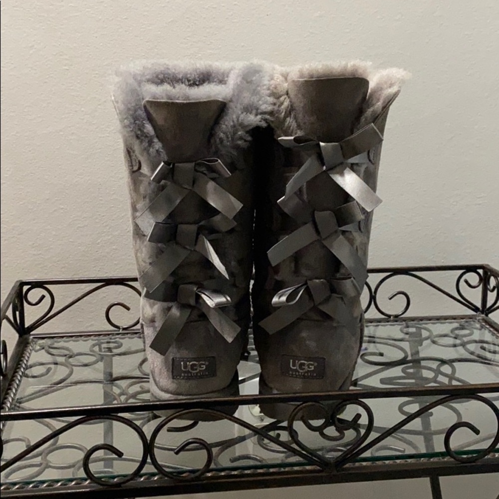 Grey Ugg Australia tall boots with bows